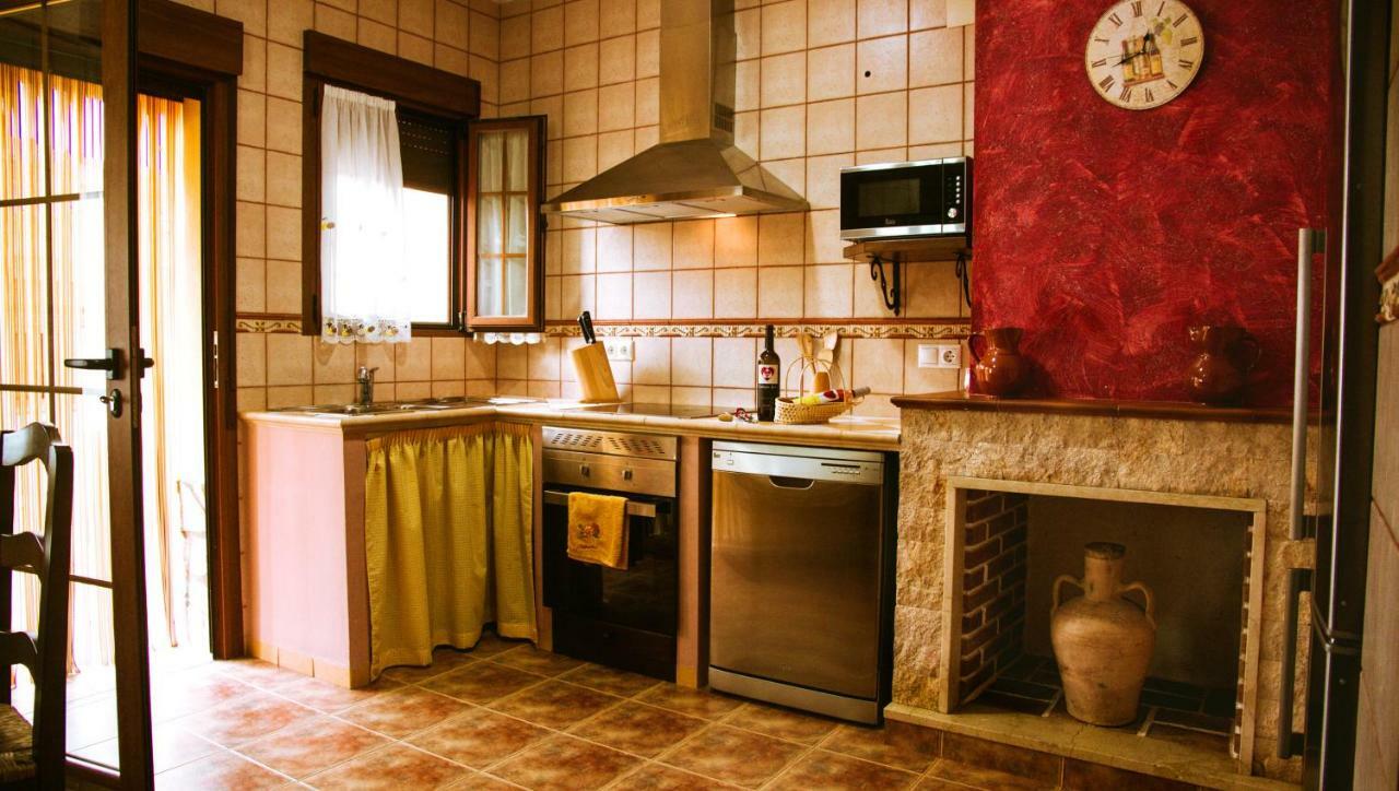 Fuentealbilla Casa Rural Tia Catalina מראה חיצוני תמונה